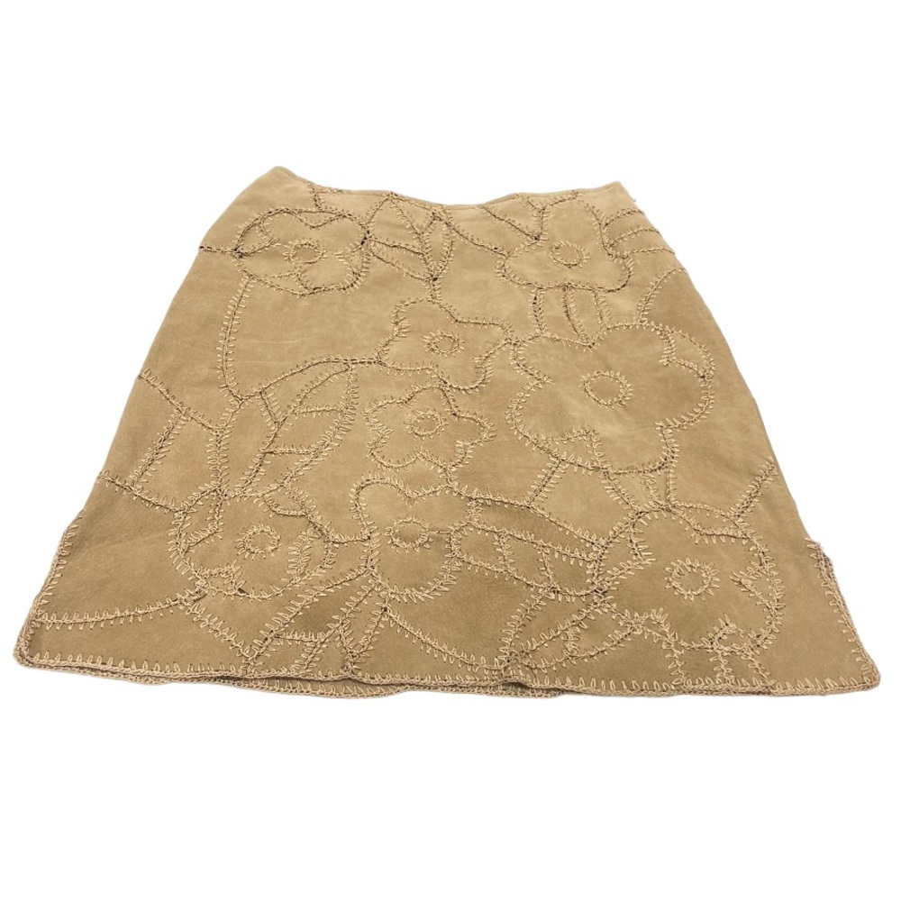 Suedessence | 100% Leather Floral Stitch Skirt